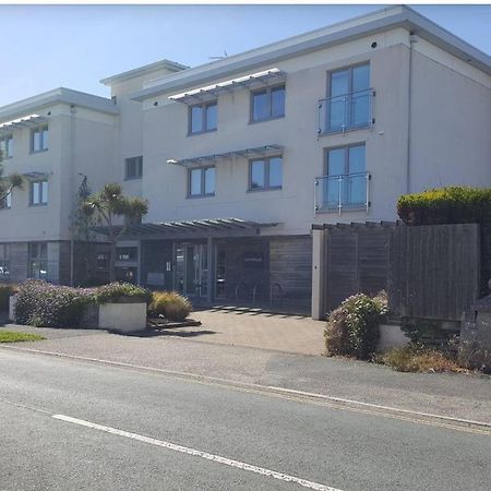 South Fistral Seaview 2-Bed Apartment Ньюки Экстерьер фото